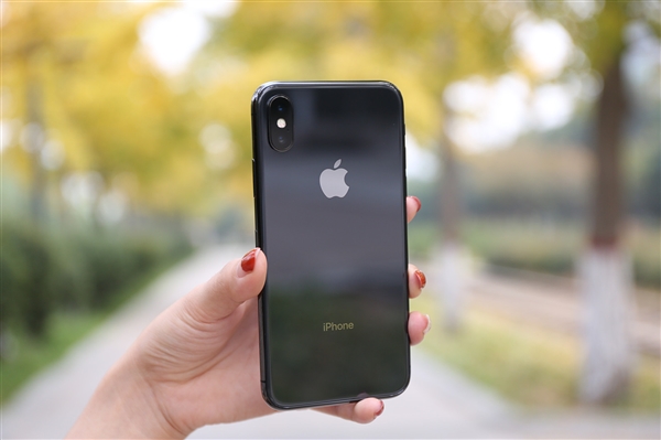 BOE is developing OLED screens: Aiming to become an Apple iPhone supplier
